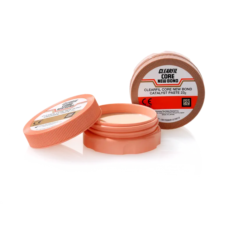Kuraray Clearfil™ Core New Bond Paste Catalyst + Universal