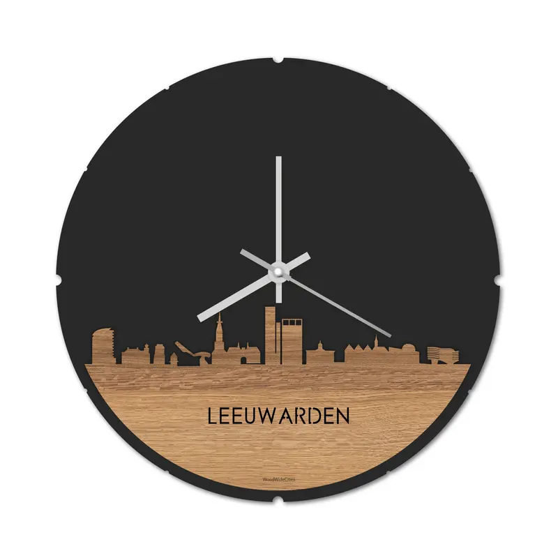 Skyline Klok Rond Leeuwarden Eiken