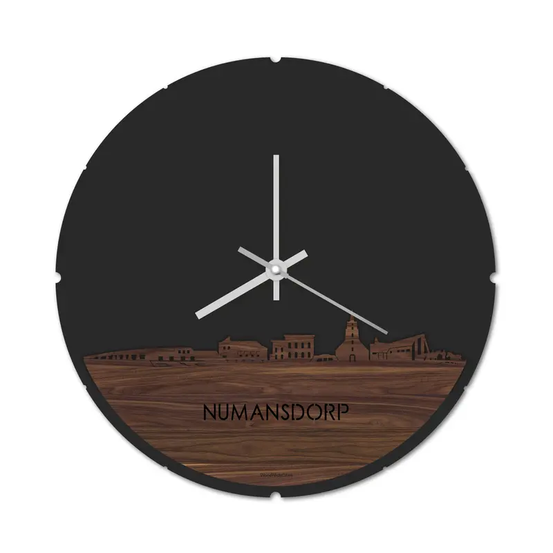 Skyline Klok Rond Numansdorp Noten